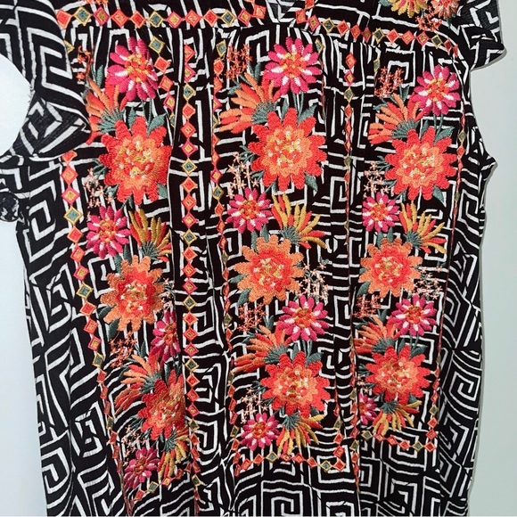 Savanna Jane Dress Women’s Size Large Black White Embroidered Floral Rayon - Picture 5 of 8